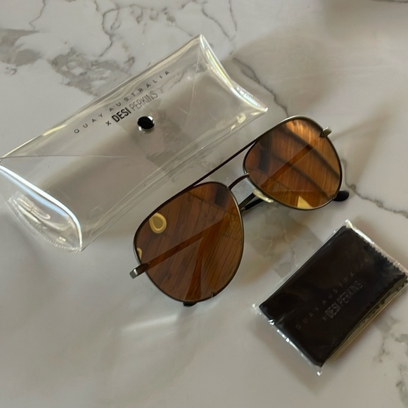 *SALE* Quay High Key Sunglasses - Picture 1 of 6